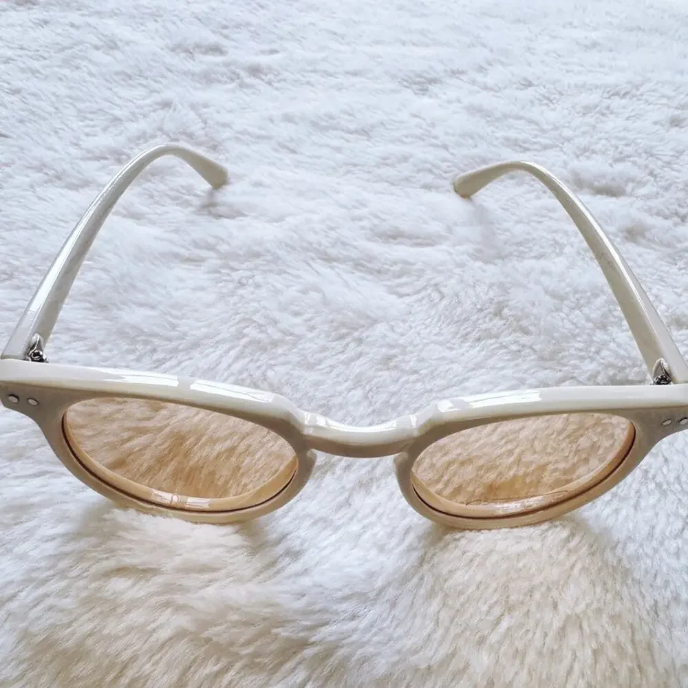 Pablo White Round Sunglasses